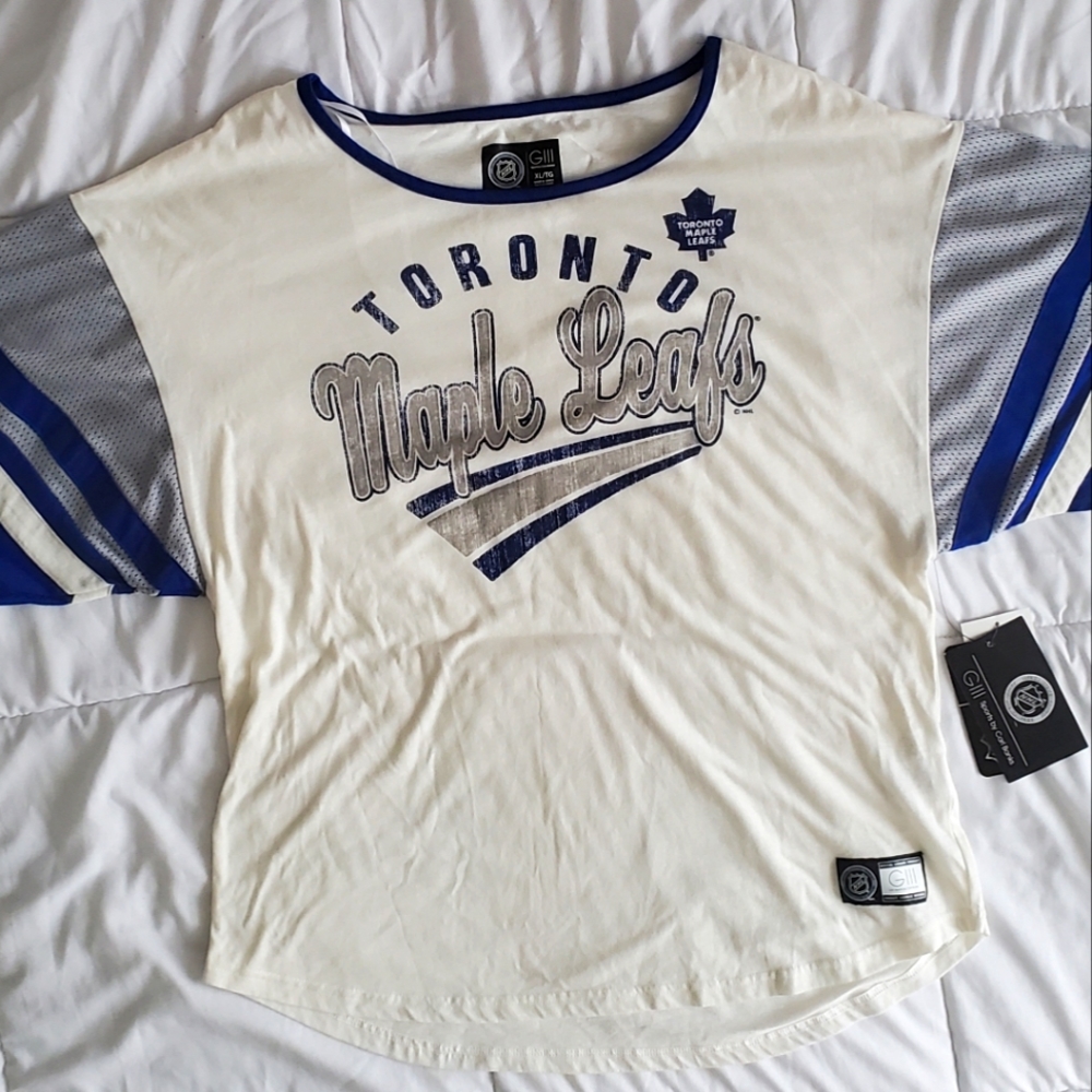 XL Women's Toronto Maple Leafs licensed shirt